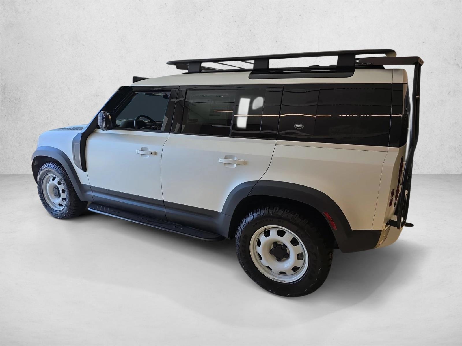 2024 Land Rover Defender S - Photo 8