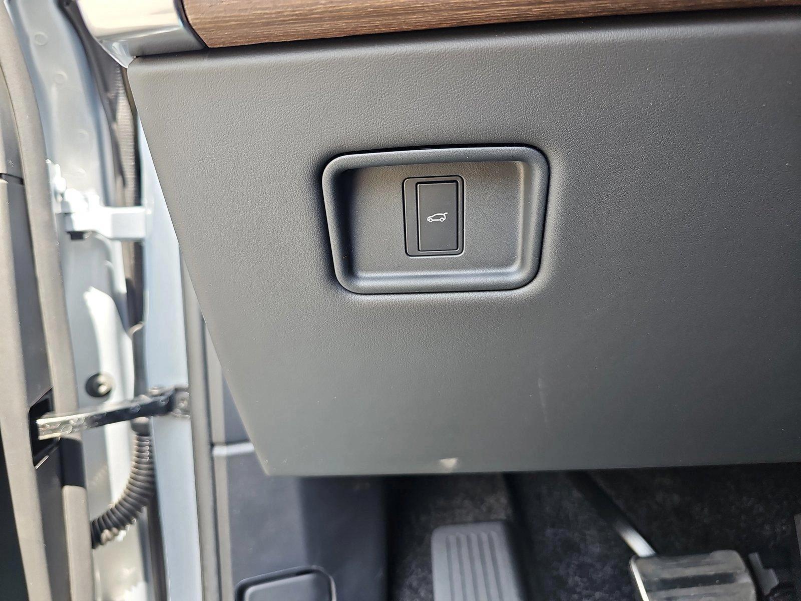 2025 Land Rover Range Rover SE - Photo 27