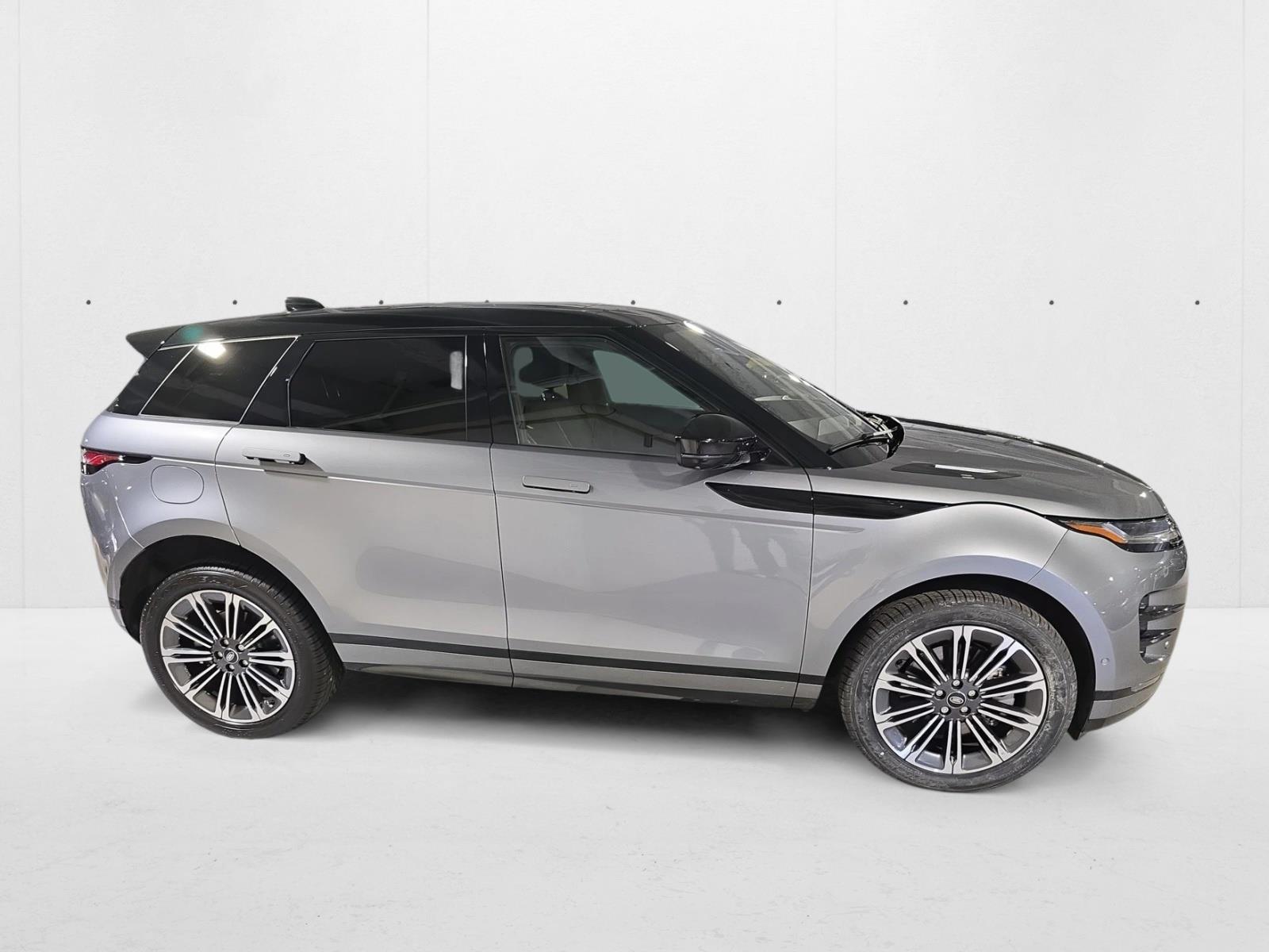 2025 Land Rover Range Rover Evoque Dynamic SE photo 4