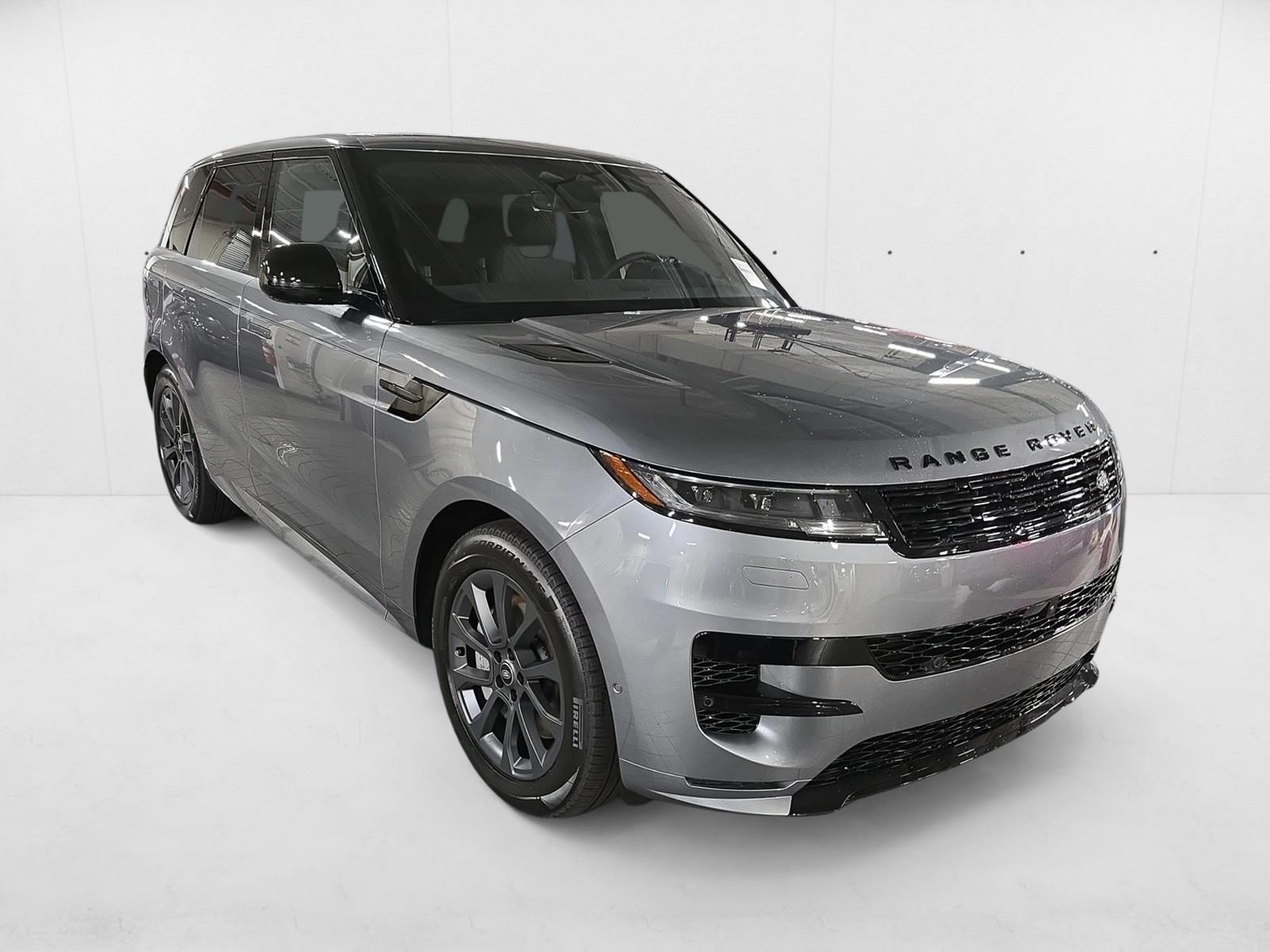 2025 Land Rover Range Rover Sport SE photo 3