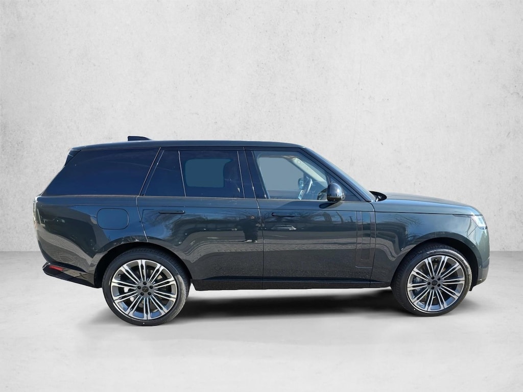 New 2026 Land Rover Range Rover SE Sport Utility