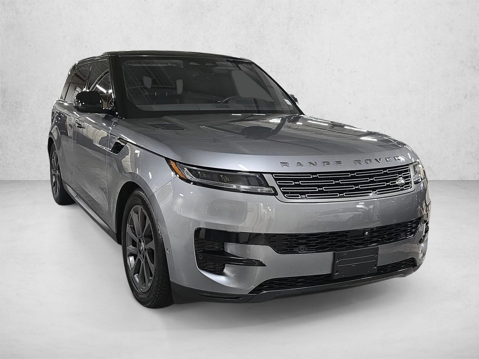 2023 Land Rover Range Rover Sport SE photo 3