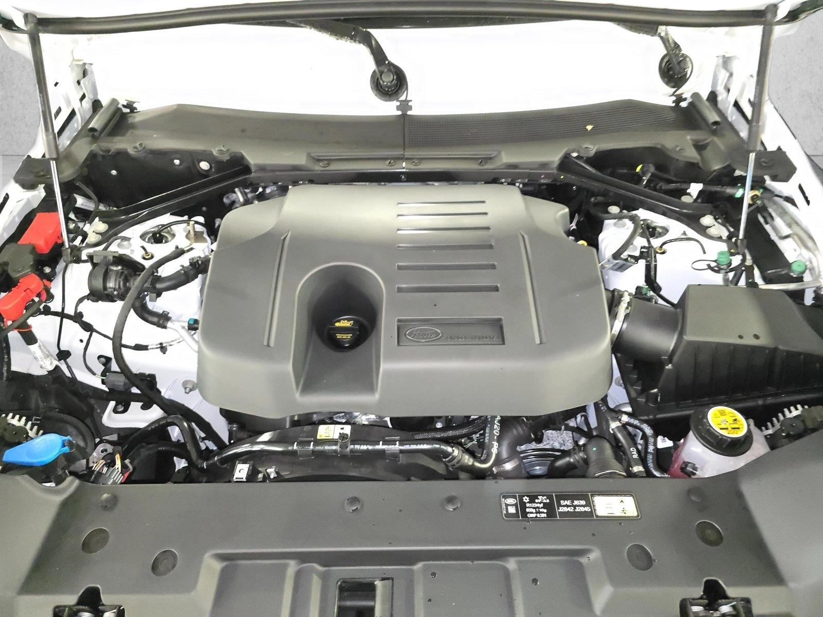 2026 Land Rover Defender X-Dynamic SE - Photo 28