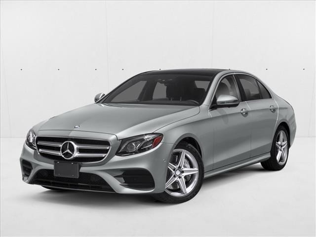 2018 Mercedes-Benz E-Class E300 4MATIC's photo
