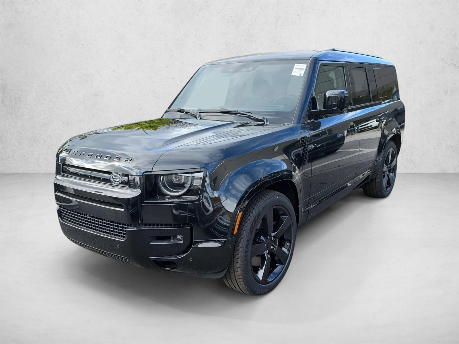 2026 Land Rover Defender V8's photo