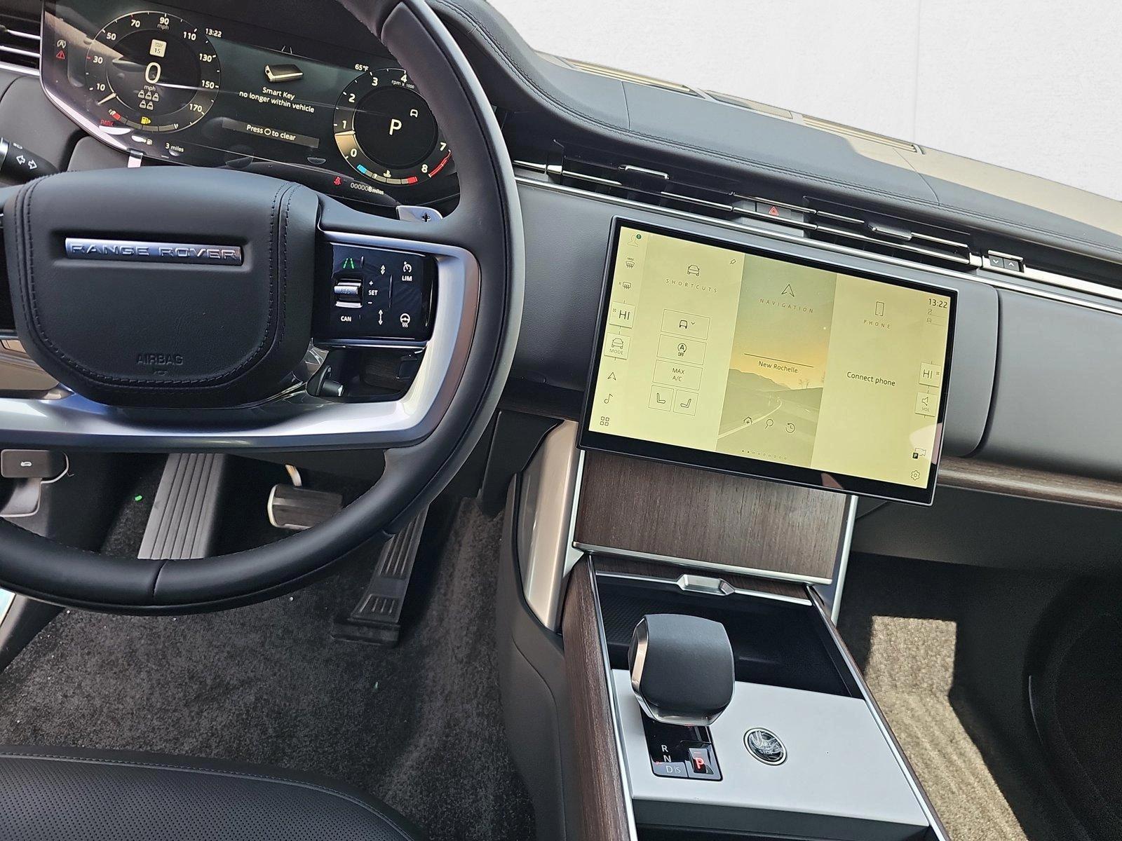 2025 Land Rover Range Rover SE - Photo 23