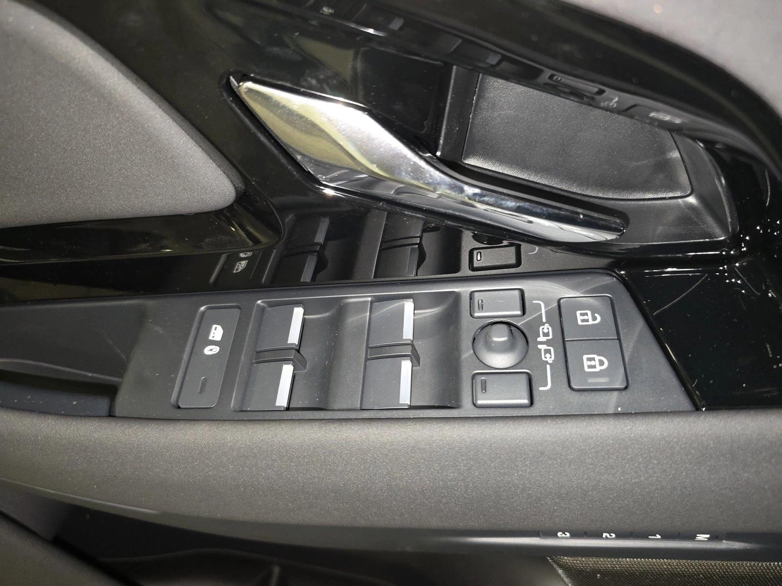2026 Land Rover Range Rover Evoque S - Photo 28