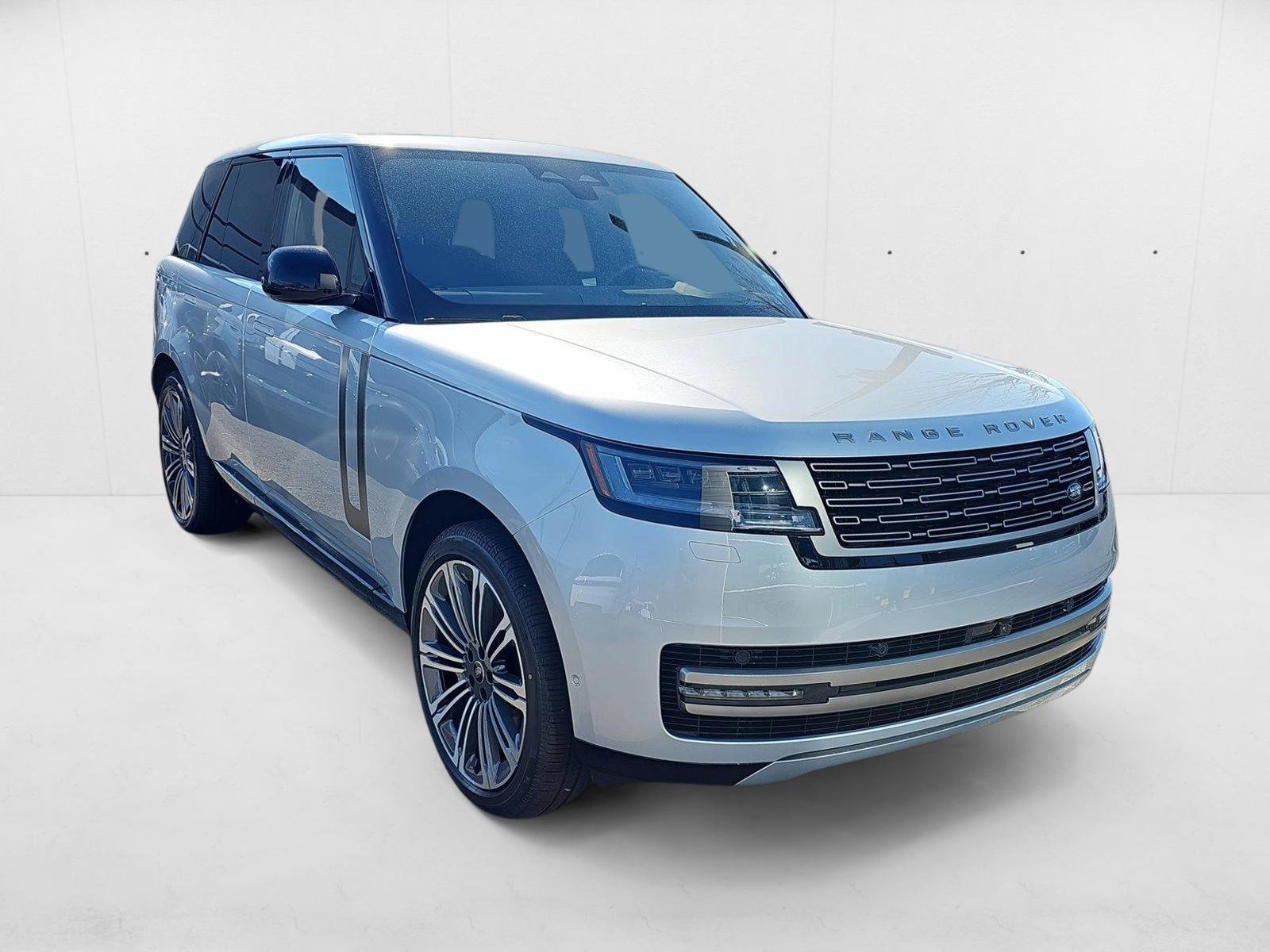 2025 Land Rover Range Rover SE photo 2