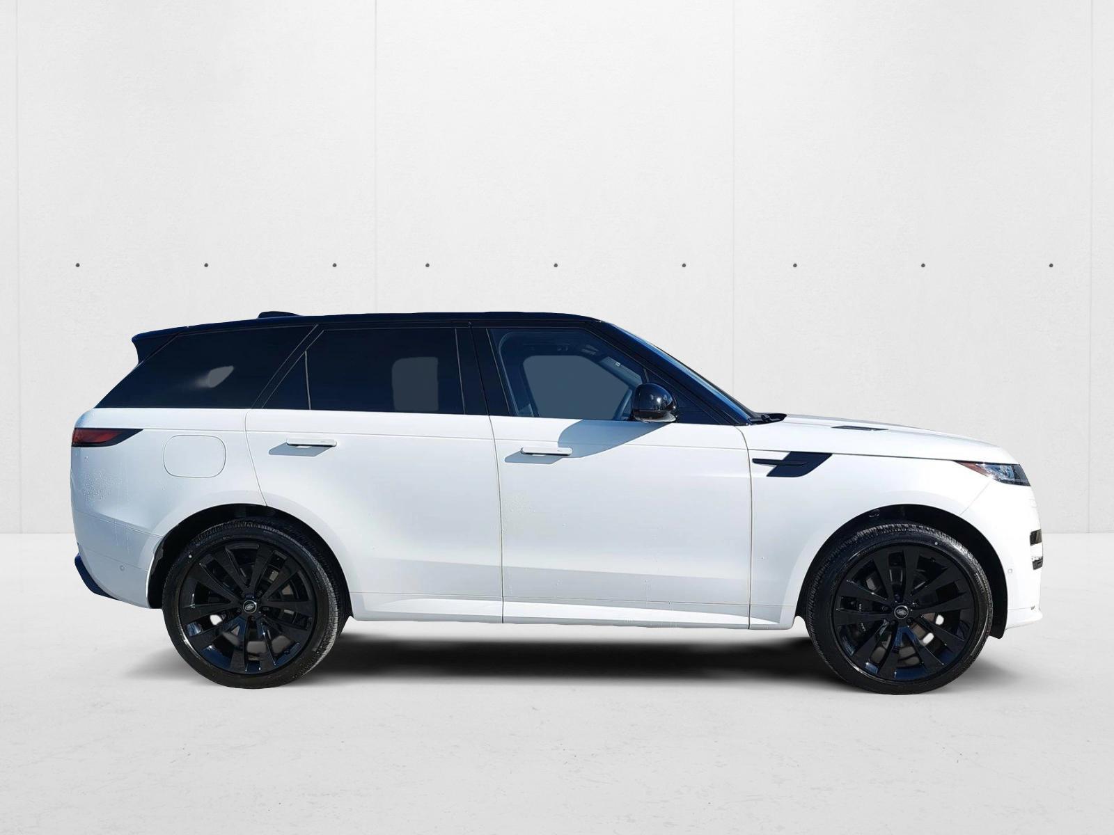 2025 Land Rover Range Rover Sport SE photo 4