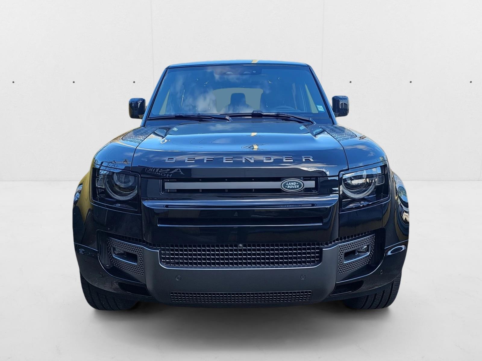 2024 Land Rover Defender Outbound photo 2