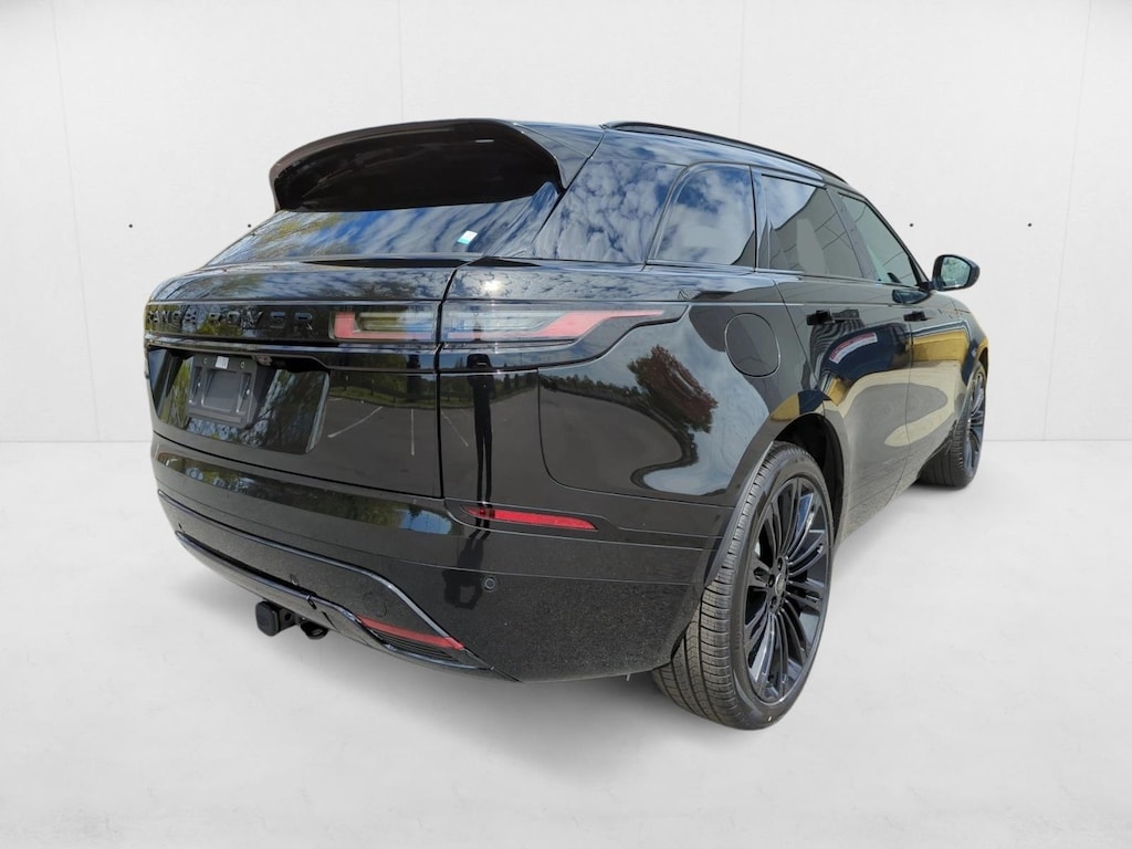 Used 2025 Land Rover Range Rover Velar Dynamic SE Sport Utility