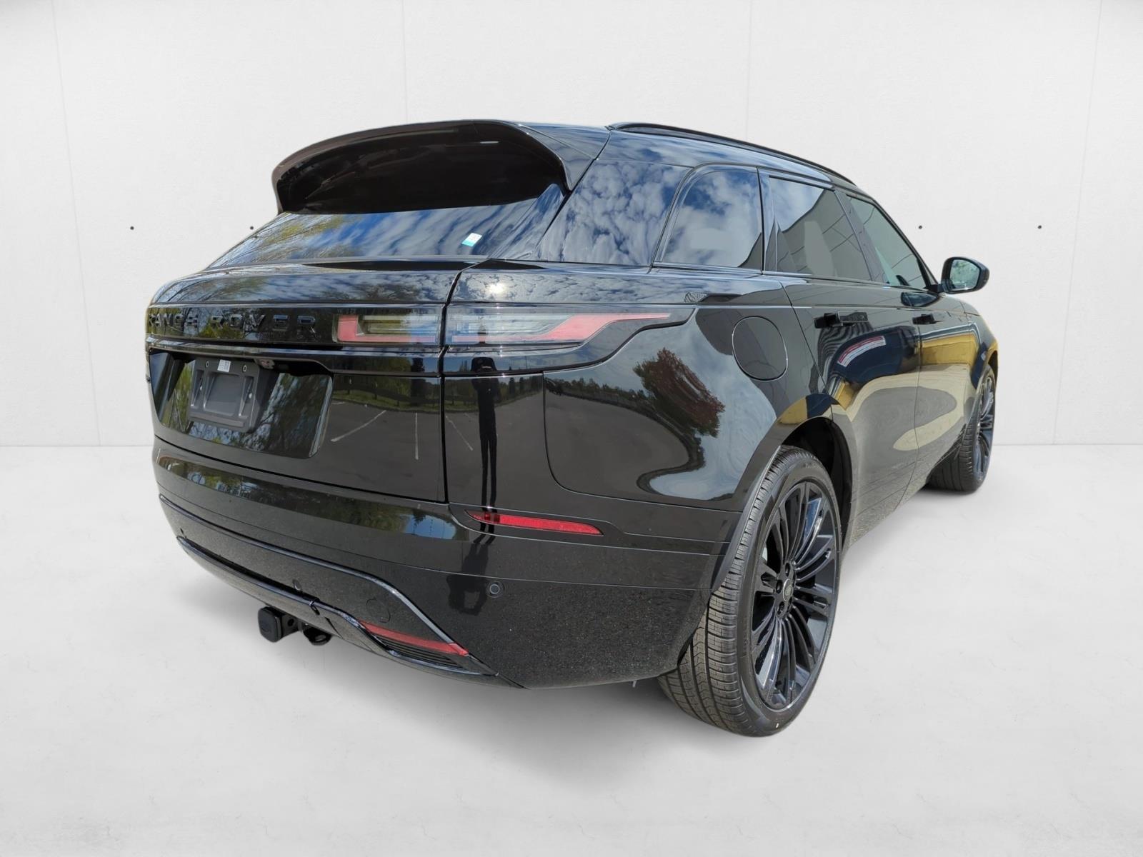 2025 Land Rover Range Rover Velar SE photo 4