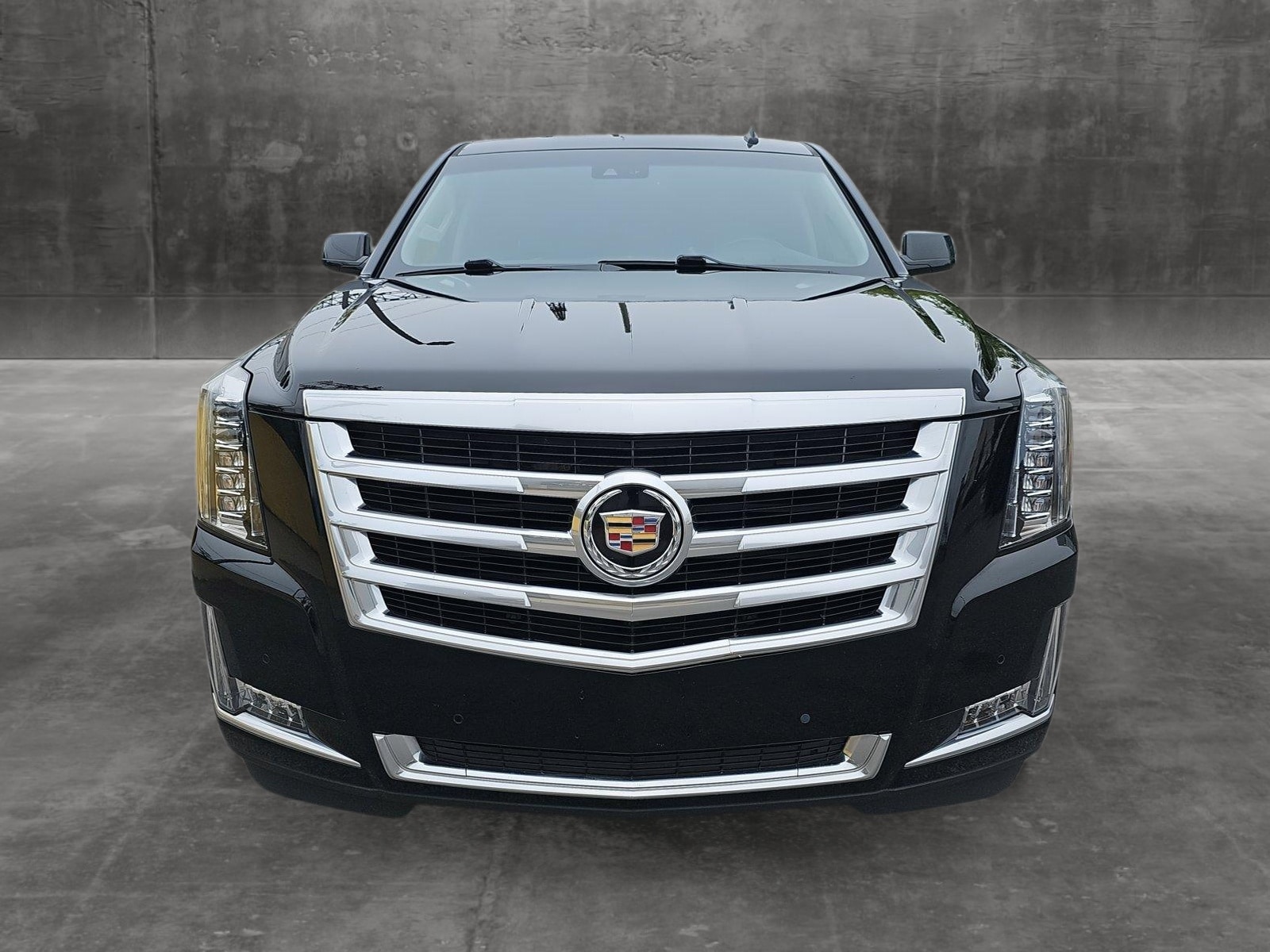 Used 2015 Cadillac Escalade Luxury with VIN 1GYS4BKJ9FR233355 for sale in New Rochelle, NY