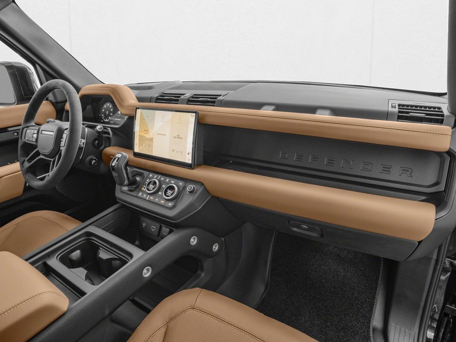 2024 Land Rover Defender S - Photo 11