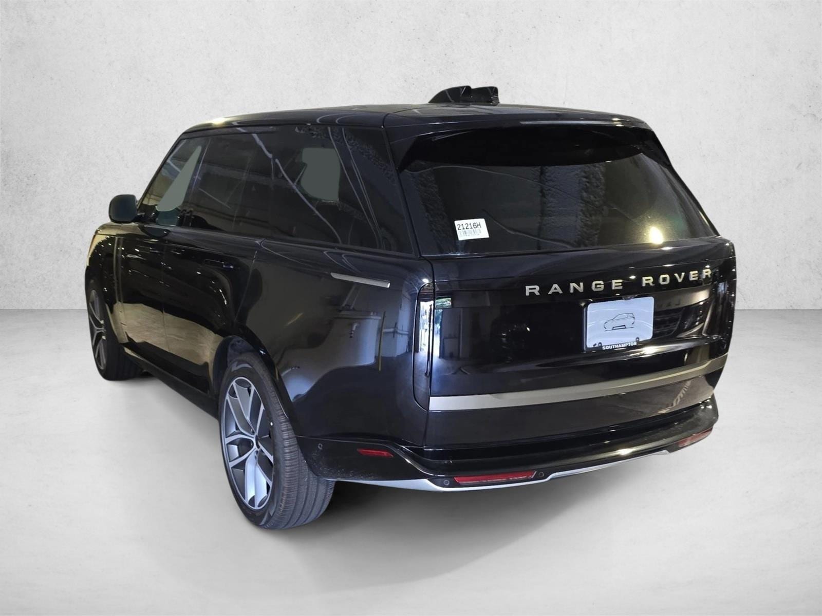 2026 Land Rover Range Rover SE - Photo 7