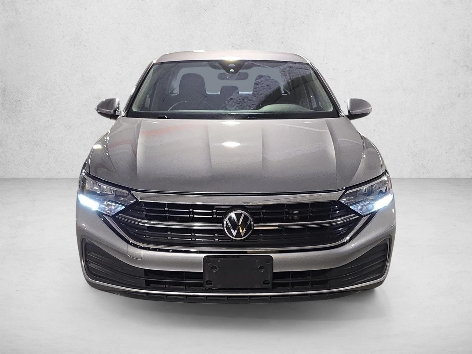 Used 2024 Volkswagen Jetta SE with VIN 3VWEM7BUXRM035400 for sale in New Rochelle, NY