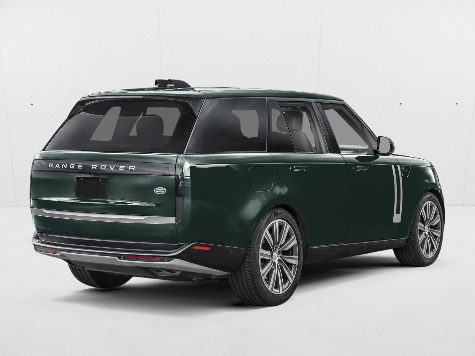 2025 Land Rover Range Rover SE photo 2