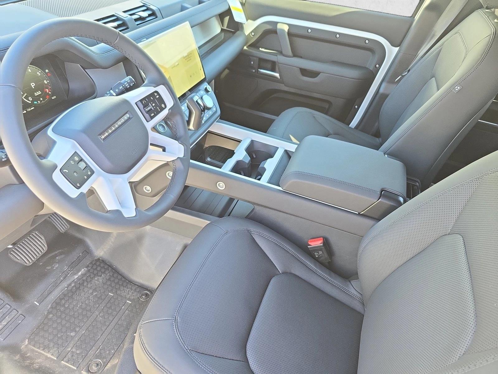 2026 Land Rover Defender X-Dynamic SE - Photo 15