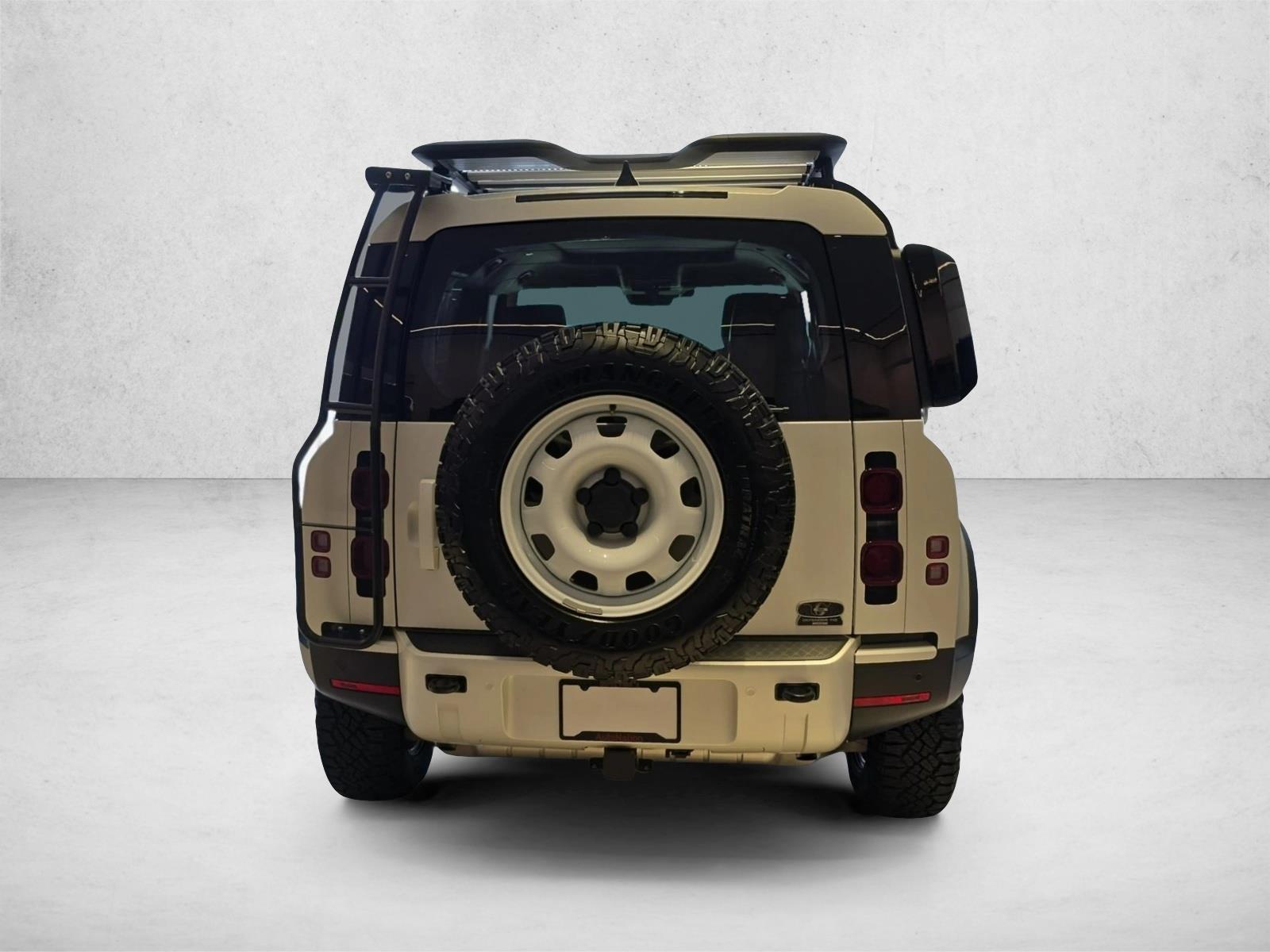 2024 Land Rover Defender S - Photo 6