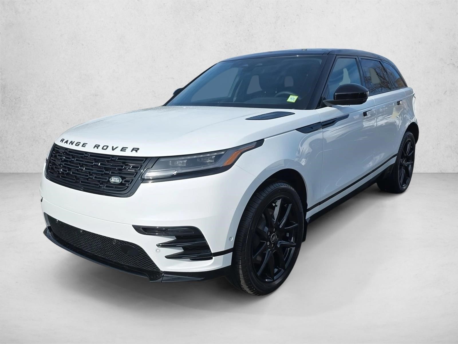 2026 Land Rover Range Rover Velar P400 Dynamic SE's photo