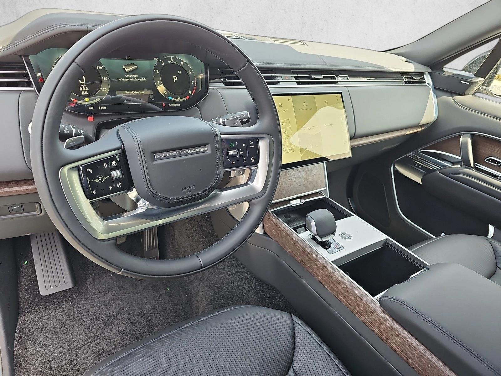 2025 Land Rover Range Rover SE - Photo 18