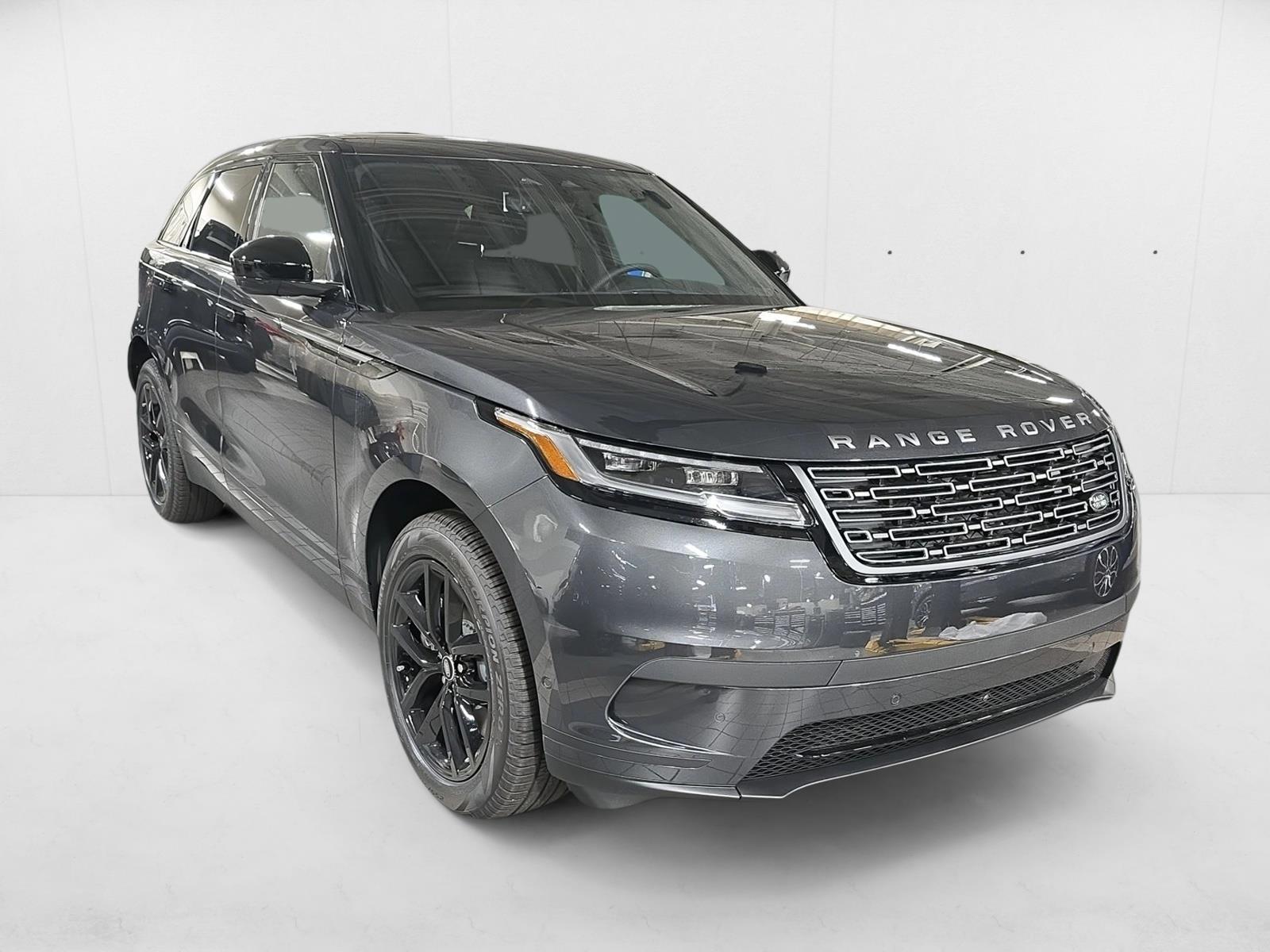 2026 Land Rover Range Rover Velar S photo 3
