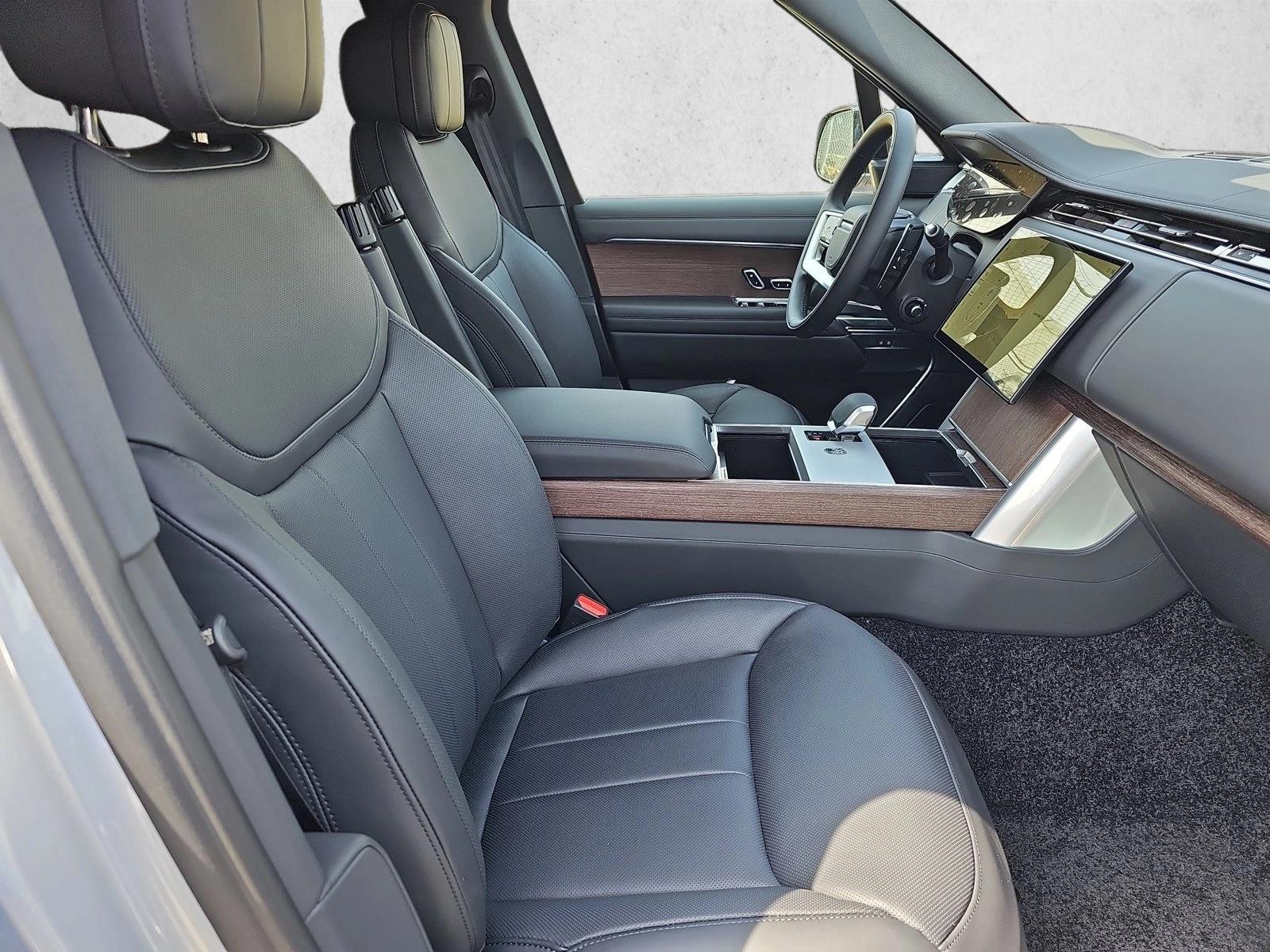 2025 Land Rover Range Rover SE - Photo 10