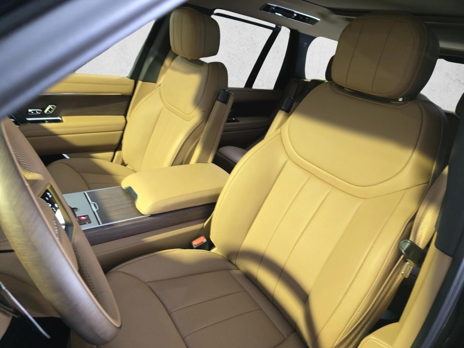 2026 Land Rover Range Rover SE - Photo 15
