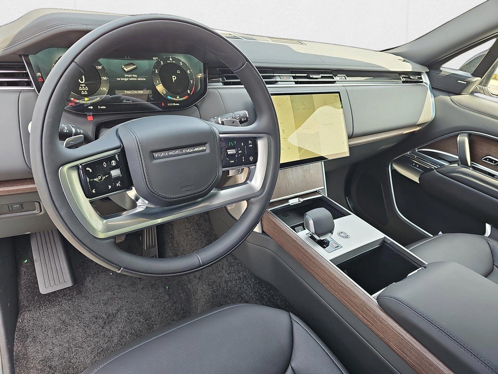 2025 Land Rover Range Rover SE - Photo 18