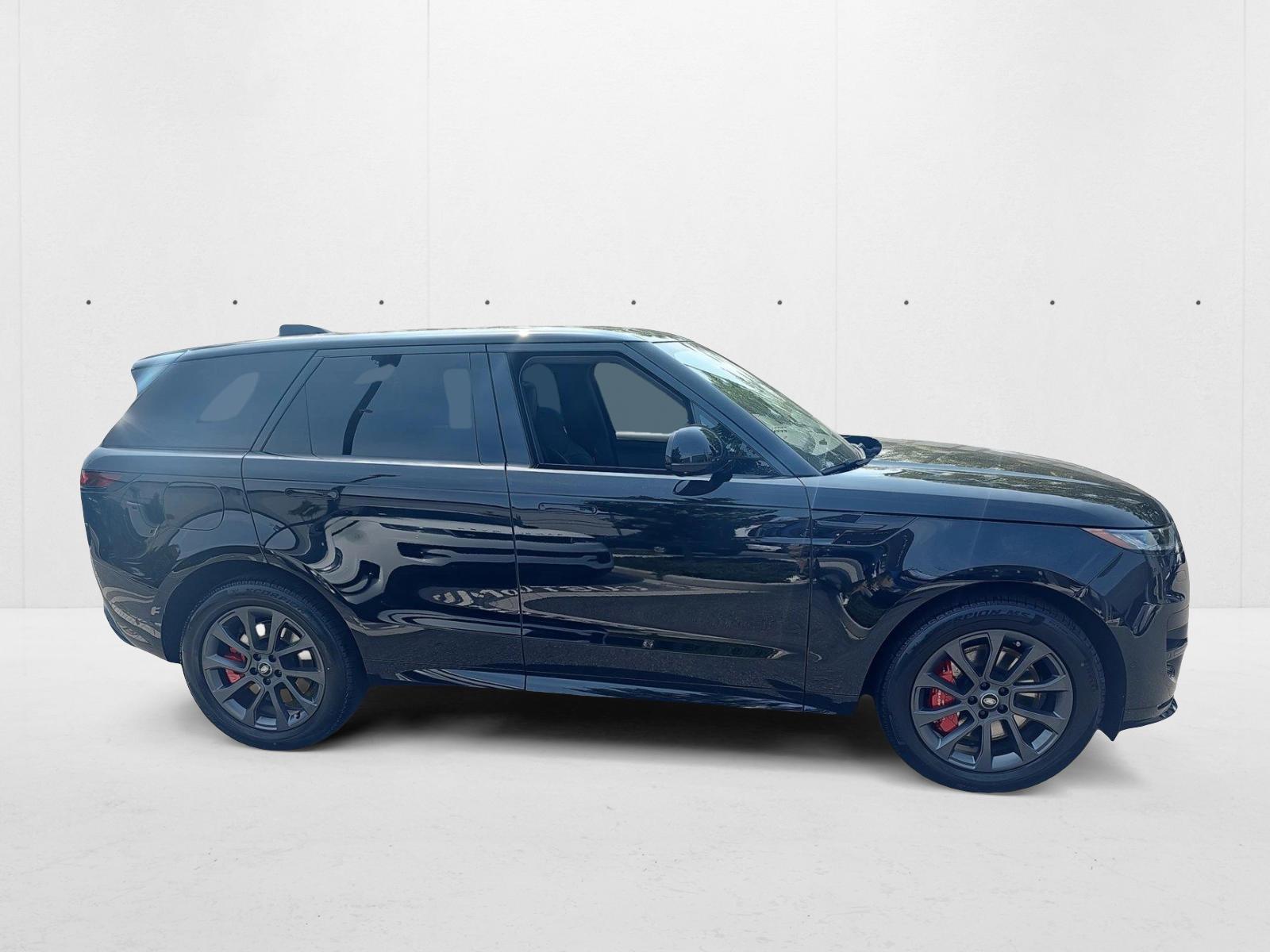 2025 Land Rover Range Rover Sport SE photo 3