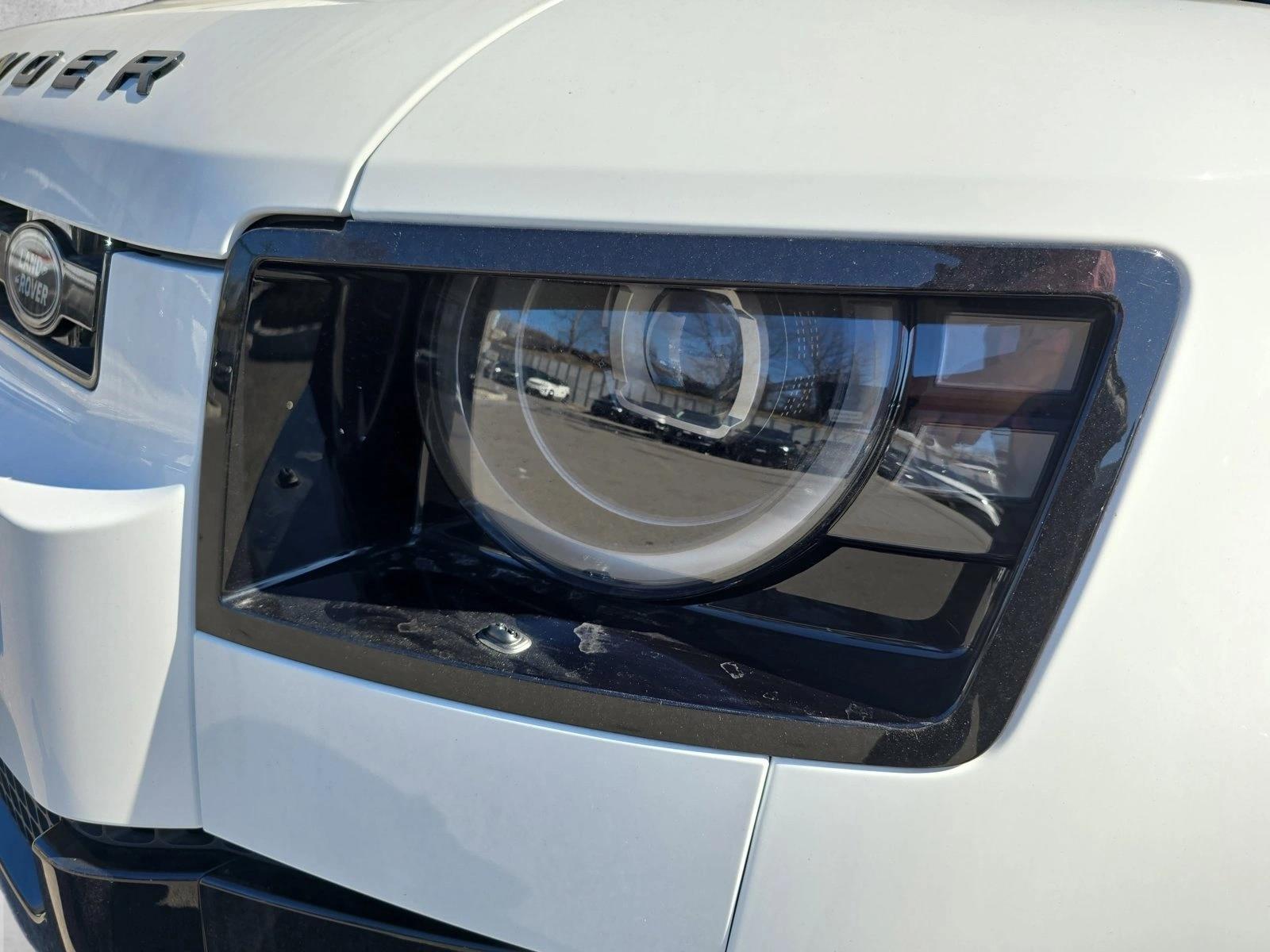 2026 Land Rover Defender X-Dynamic SE - Photo 30