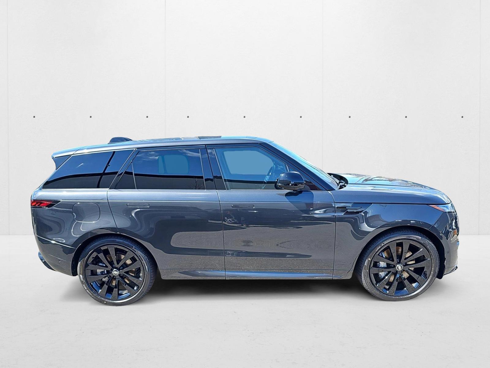 2025 Land Rover Range Rover Sport SE photo 4