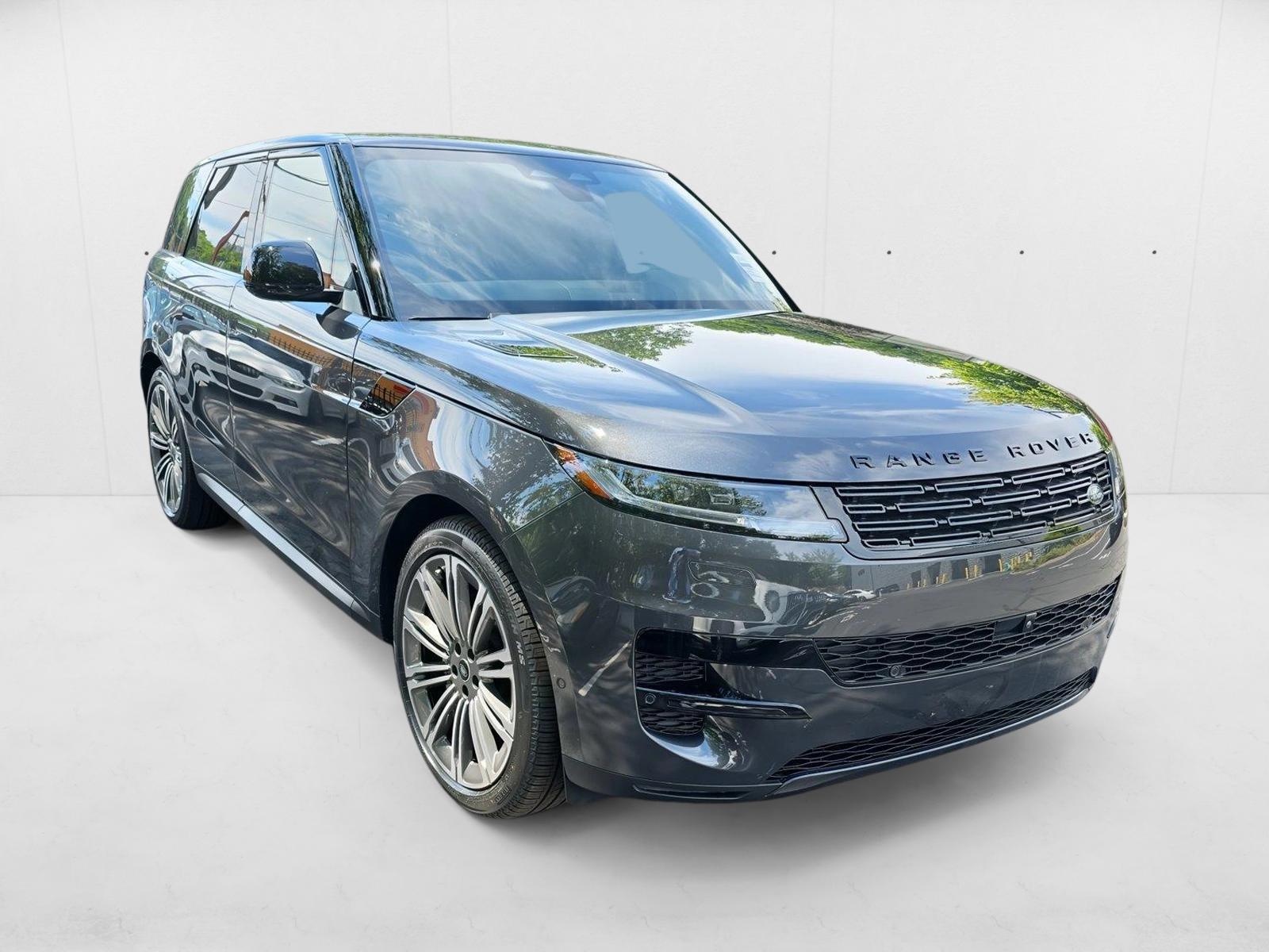 2025 Land Rover Range Rover Sport SE photo 3