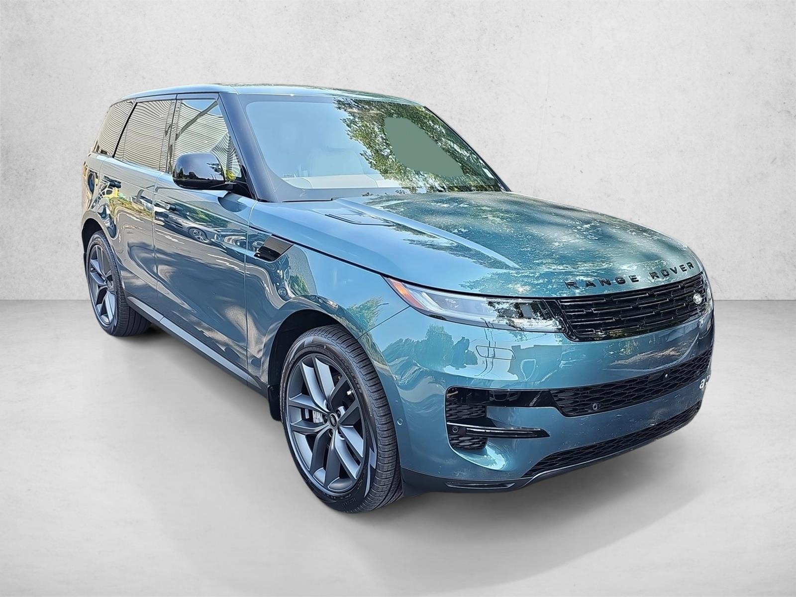 2025 Land Rover Range Rover Sport SE photo 3
