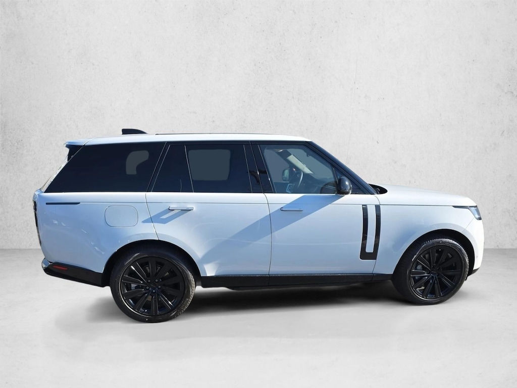 New 2026 Land Rover Range Rover SE Sport Utility