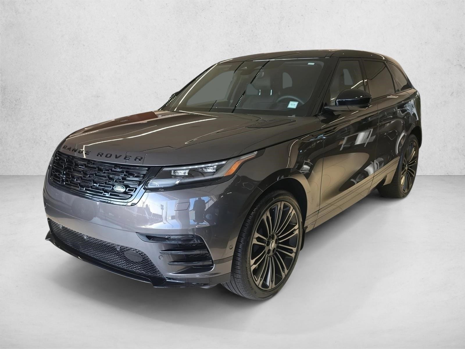 2026 Land Rover Range Rover Velar Dynamic SE's photo