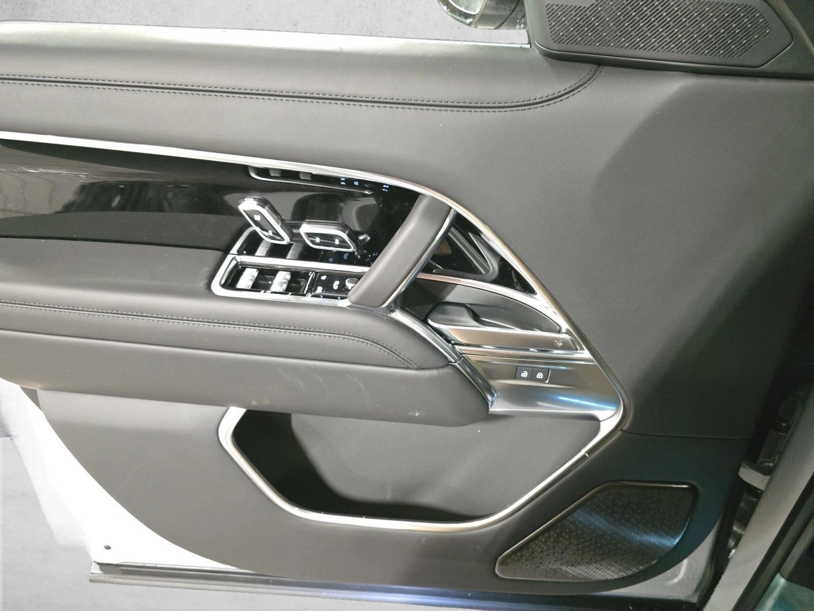 2026 Land Rover Range Rover Autobiography - Photo 27