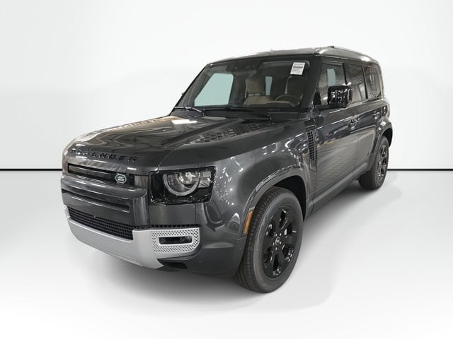 2025 Land Rover Defender S's photo
