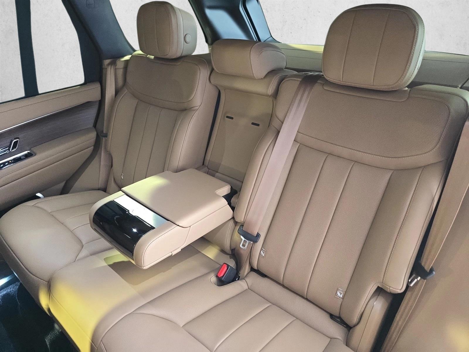 2026 Land Rover Range Rover SE - Photo 14