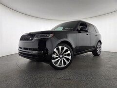 2025 Land Rover Range Rover SE SUV