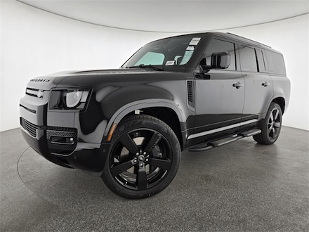 2025 Land Rover Defender 130 X-Dynamic SE SUV