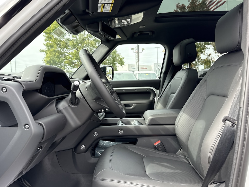 New 2026 Land Rover Defender 110 S 300PS SUV