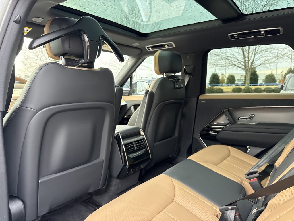 2025 Land Rover Range Rover Sport Dynamic SE - Photo 10
