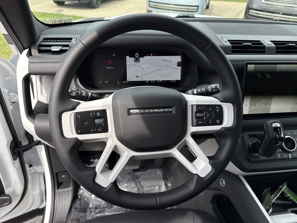 2025 Land Rover Defender X-Dynamic SE - Photo 25
