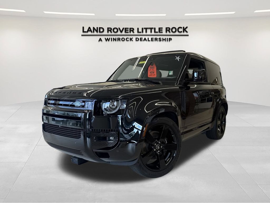 2025 Land Rover Defender V8's photo