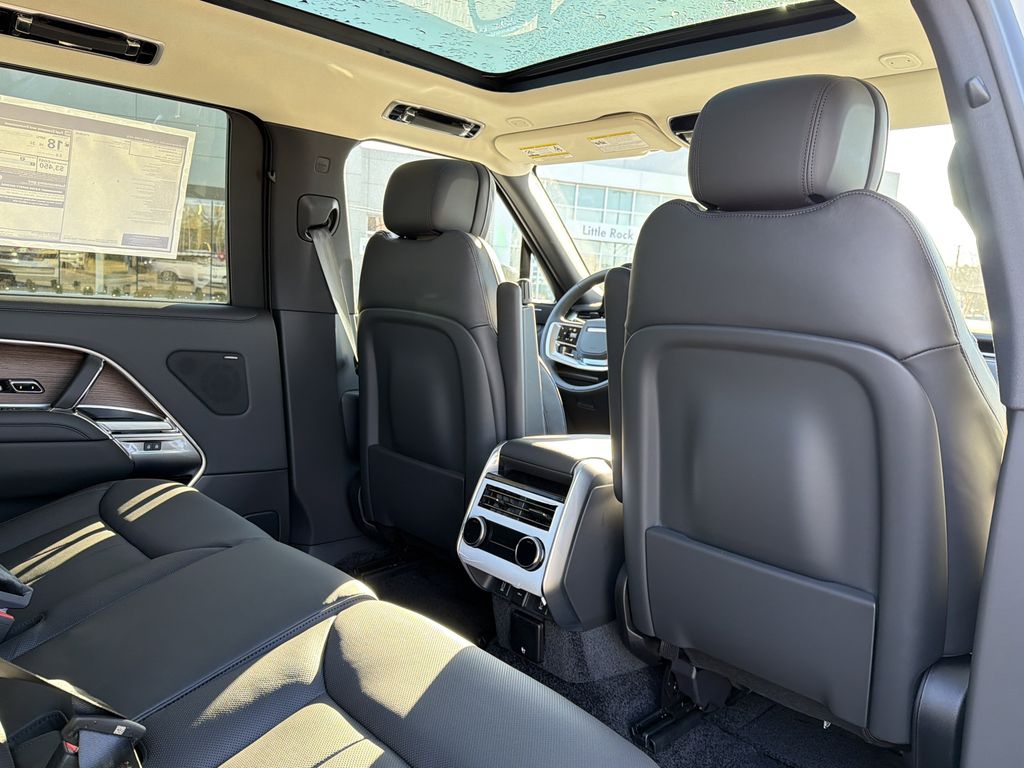 2026 Land Rover Range Rover SE - Photo 15