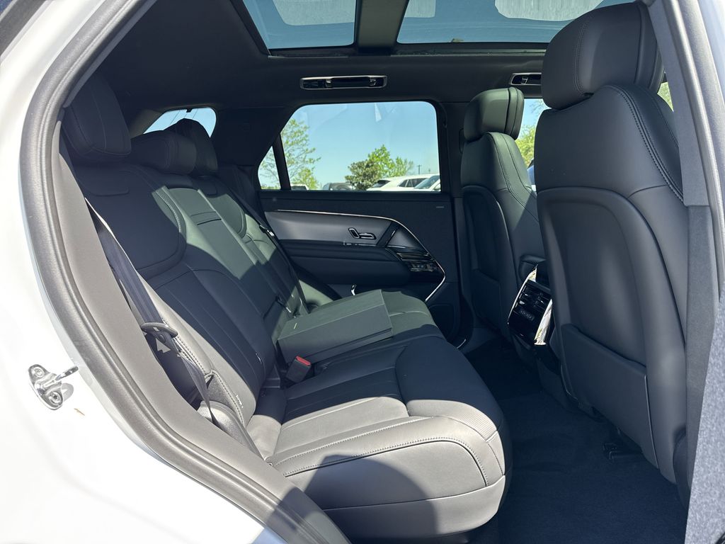 2025 Land Rover Range Rover Sport Dynamic SE - Photo 15