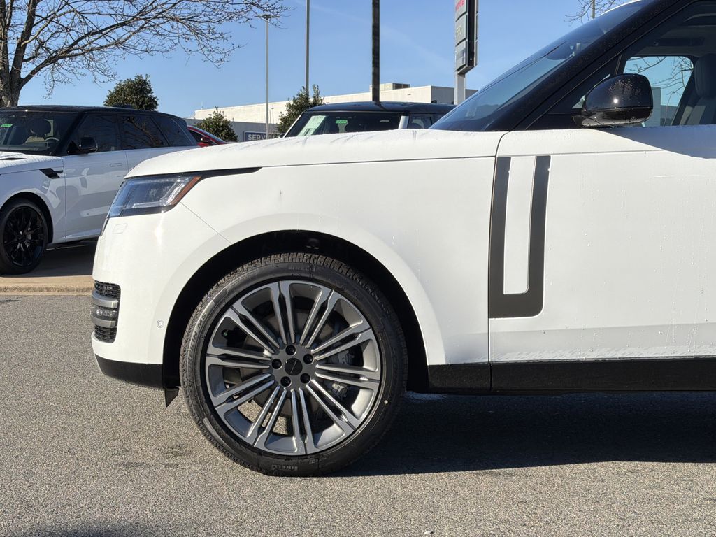 2026 Land Rover Range Rover SE - Photo 9