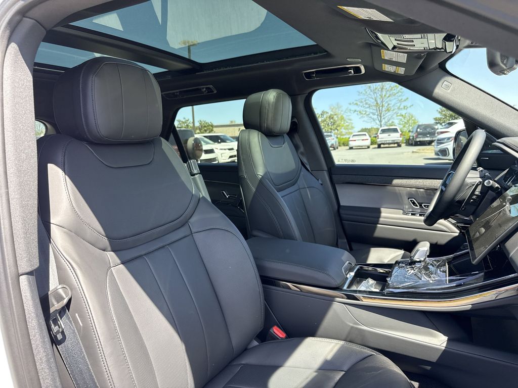 2025 Land Rover Range Rover Sport Dynamic SE - Photo 17