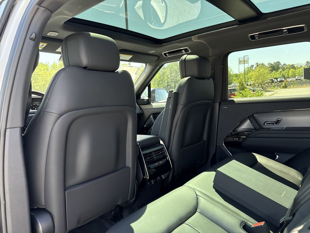 2025 Land Rover Range Rover Sport Dynamic SE - Photo 12